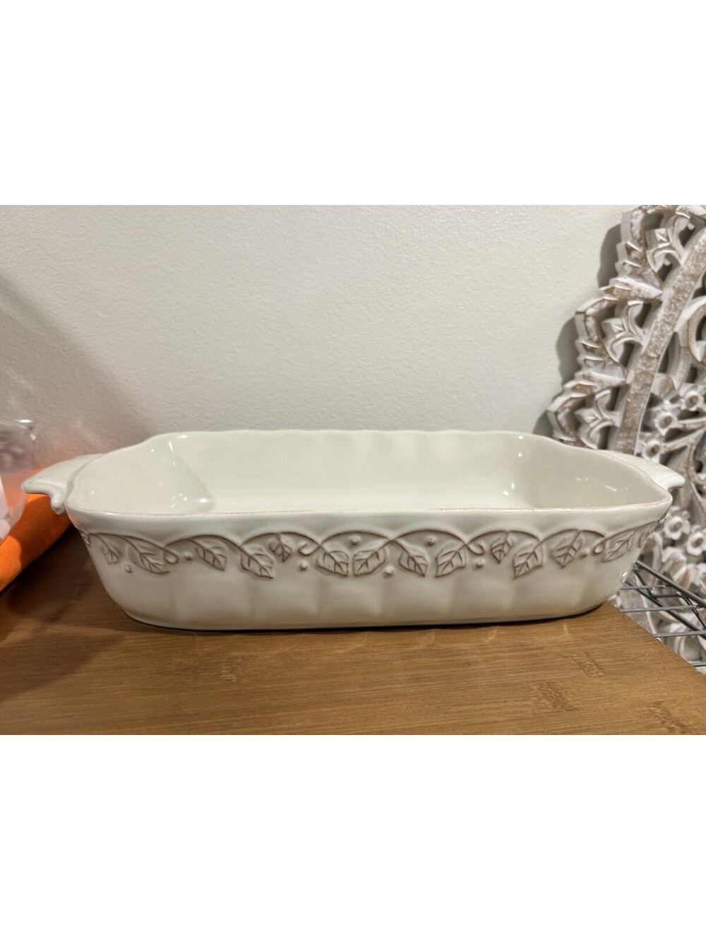 Longaberger Pottery Rectangular Baker Lasagna Vintage vine Cream